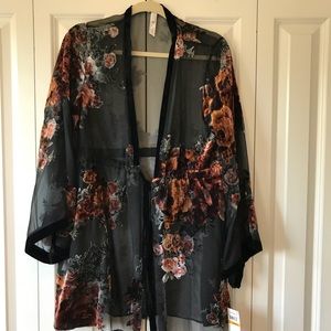 Flora Nikrooz Velt and Sheer Floral Robe with Tags